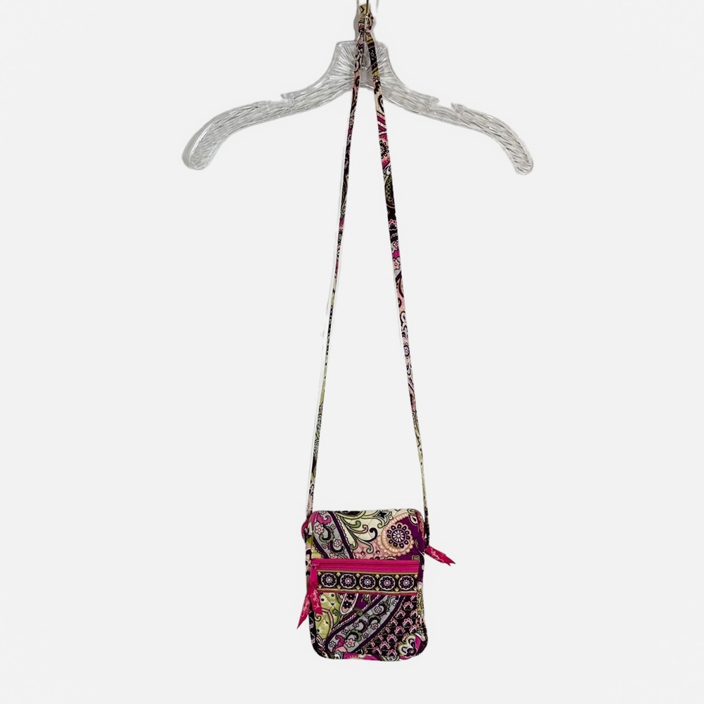 Vera Bradley Very Berry Paisley Crossbody Bag Purse Hipster Zipper Strap Pink